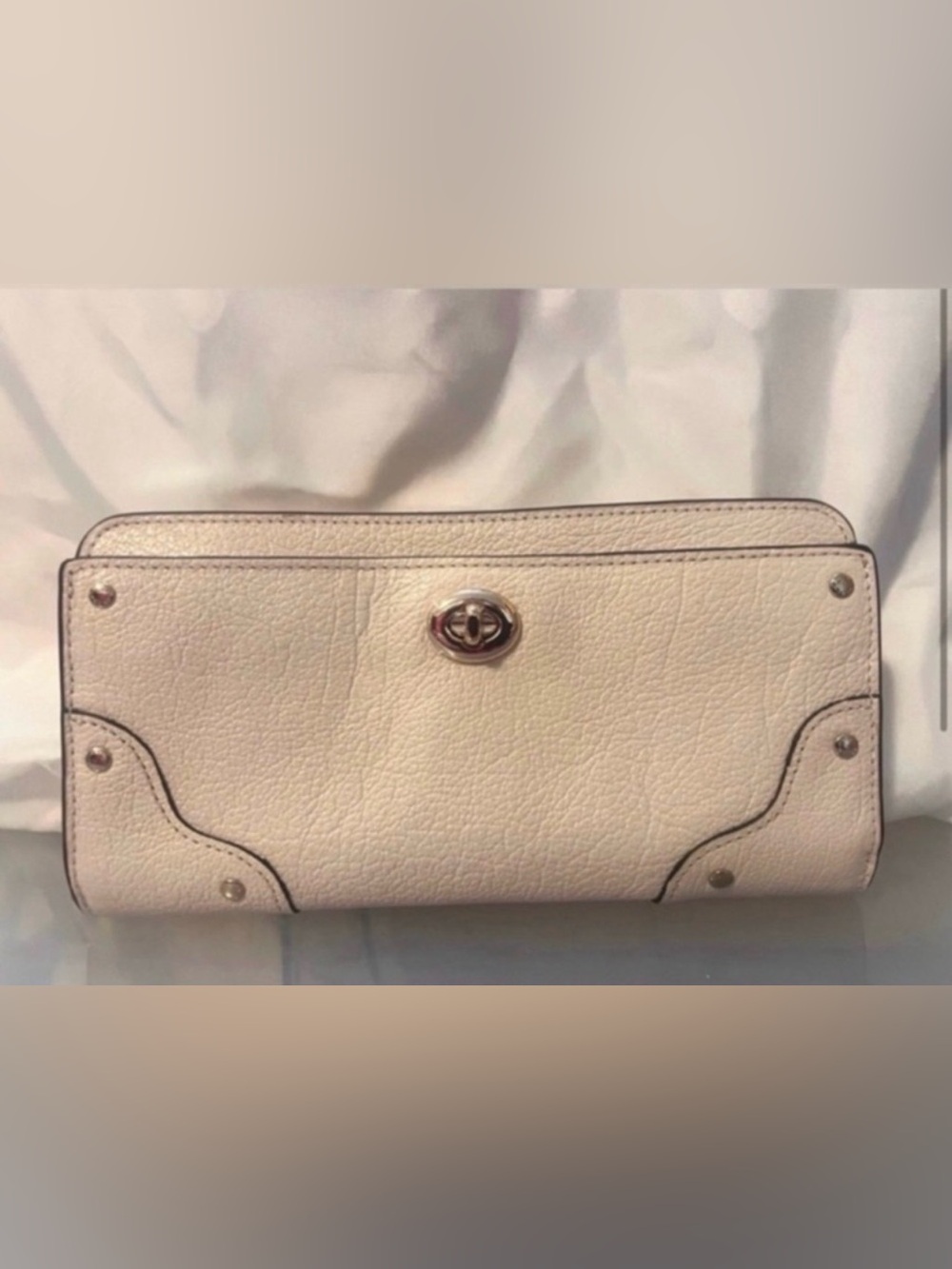 Cream Leather Turn-Lock Shoulder Bag